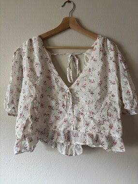 NWT Arula White Babydoll Crop Top with pink floral pattern and embroidery